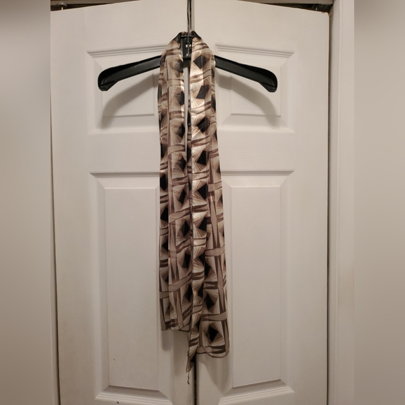 4 Women's Silky Sheer Scarves Scarf Wrap - Picture 10 of 13